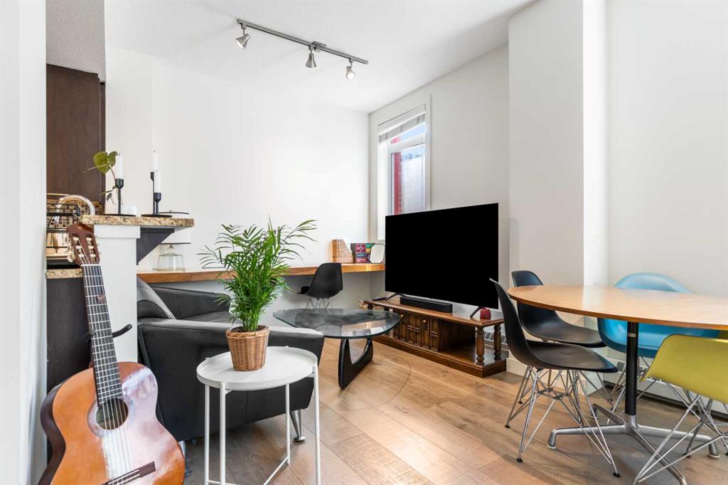 #106 333 22 Avenue SW, Calgary, Alberta, T2S 0H3