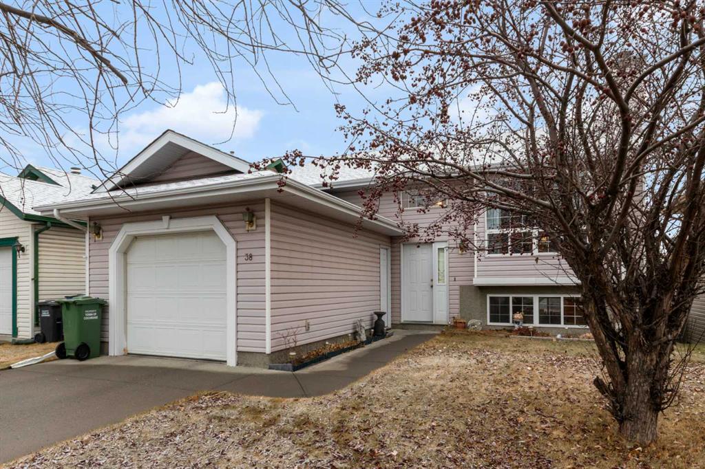 38 West Mcdougal Road, Cochrane, Alberta, T4C1M4