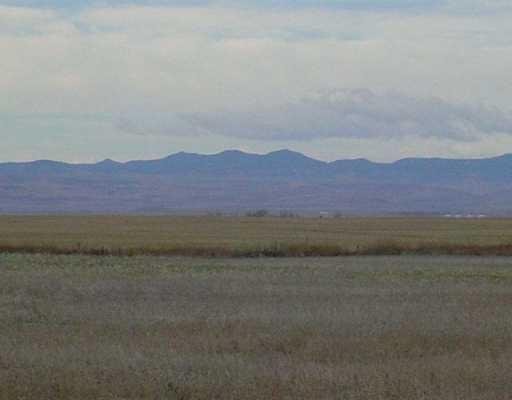 W4R27T12S34QNE 8th Street, Claresholm, Alberta, T0L 0T0