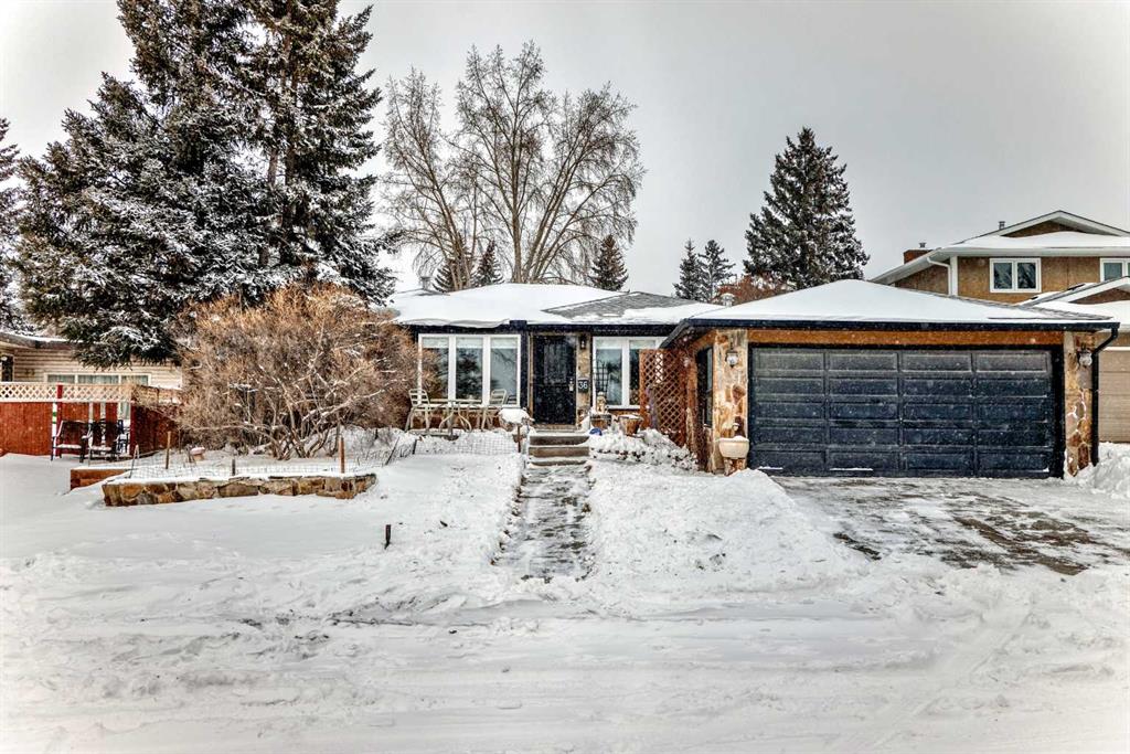 36 Dalrymple Green NW, Calgary, Alberta, T3A 1Y2