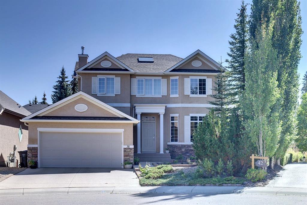 38 Discovery Ridge Green SW, Calgary, Alberta, T3H 4Y4