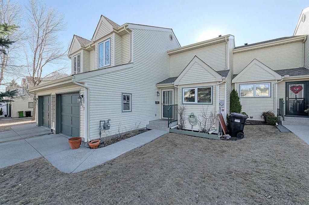317 Sandringham Road NW, Calgary, Alberta, T3K 3Z1