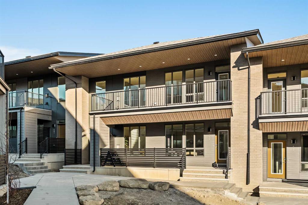 609 Sovereign Common SW, Calgary, Alberta, T3C 3Y3