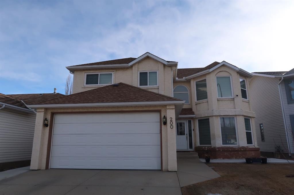 200 Hawkbury Close NW, Calgary, Alberta, T3G 3N2