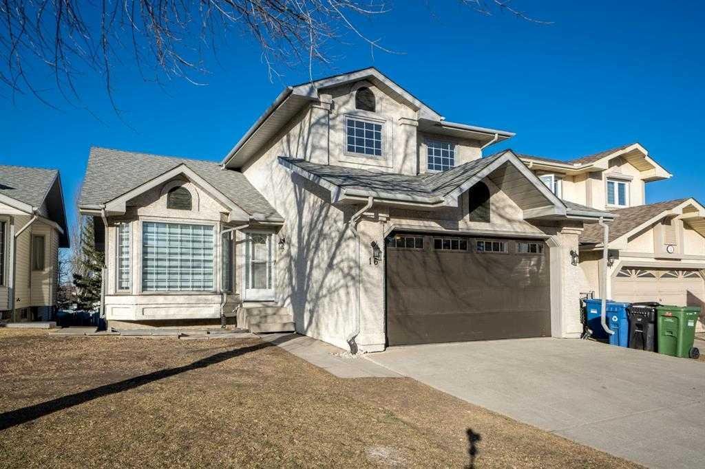 16 Sandringham Close NW, Calgary, Alberta, T3K 3W8