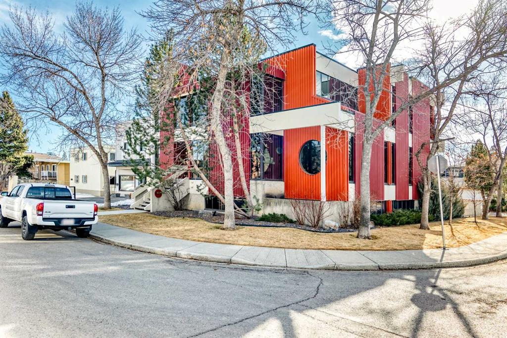 #Lower 2139 4 Avenue NW, Calgary, Alberta, T2N 0N6