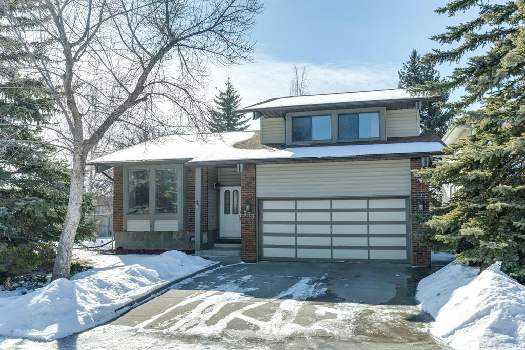 571 Woodside Place SW, Calgary, Alberta, T2W 3J9