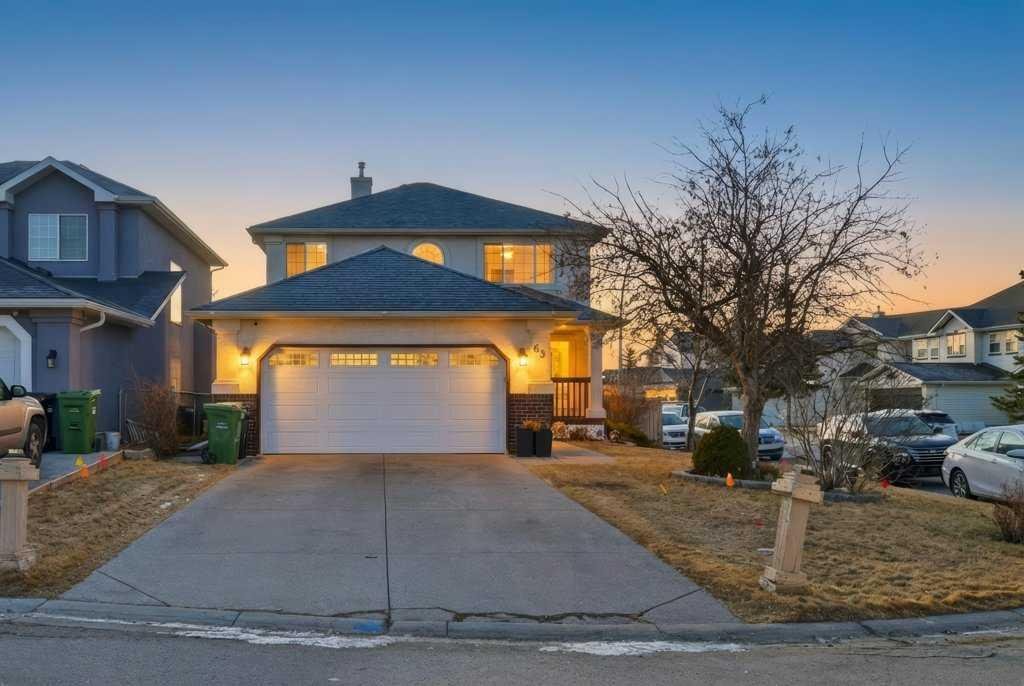 63 coral springs, Calgary, Alberta, T3J3S5