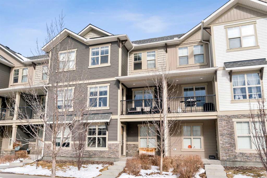 #603 32 Horseshoe Crescent, Cochrane, Alberta, T4C2P4