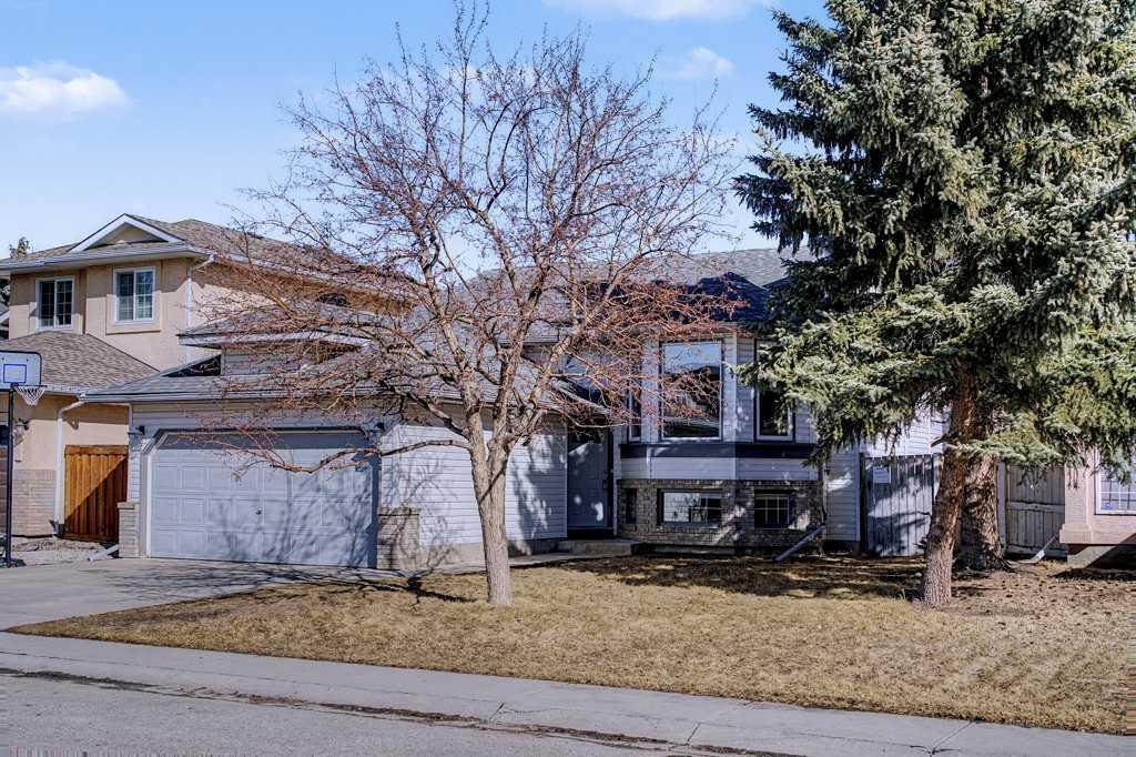 24 Sunlake Circle SE, Calgary, Alberta, T2X 3J2