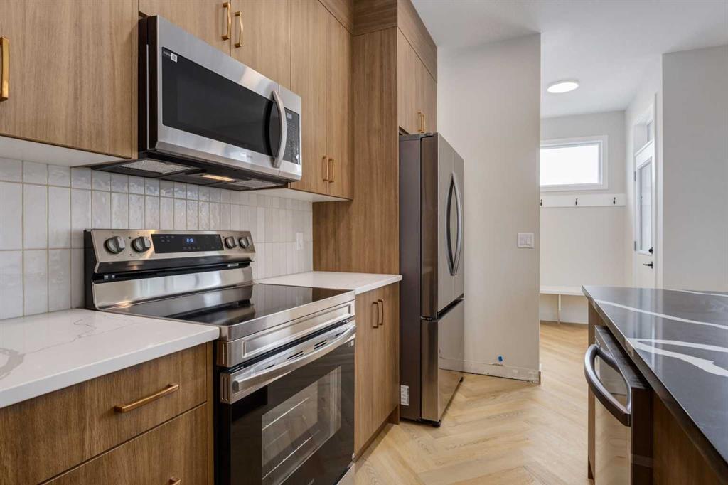 7189 Rangeview Avenue SE, Calgary, Alberta, T3S 0R2