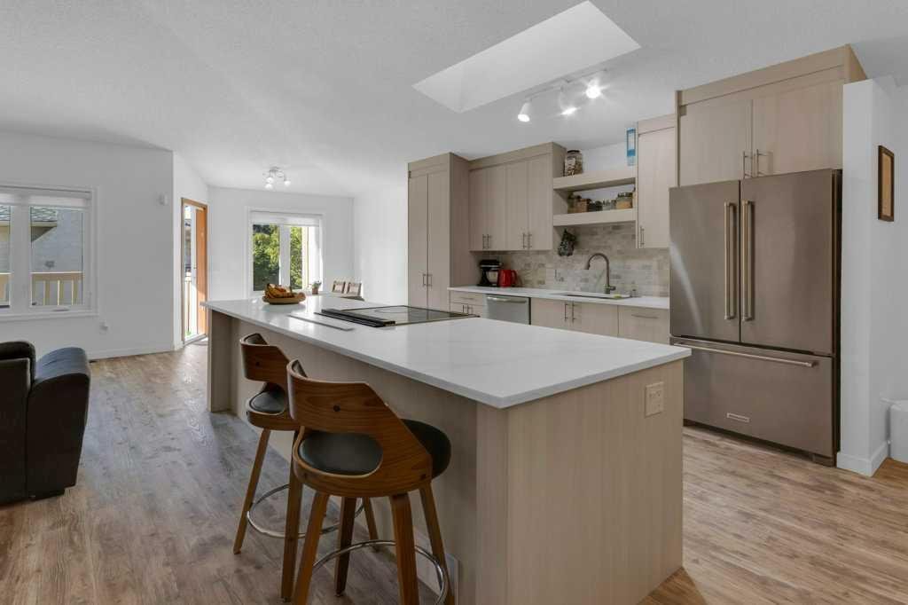 119 Edgepark Villas NW, Calgary, Alberta, T3A 3S2