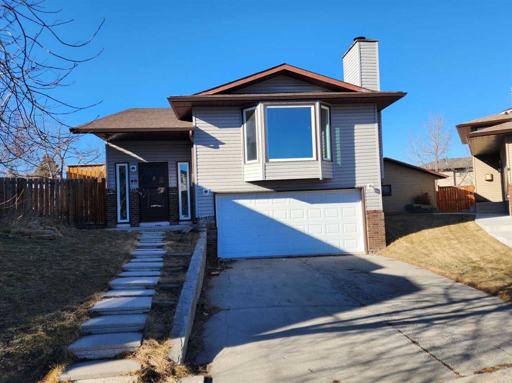 48 Bermondsey Court NW, Calgary, Alberta, T3K 1V7