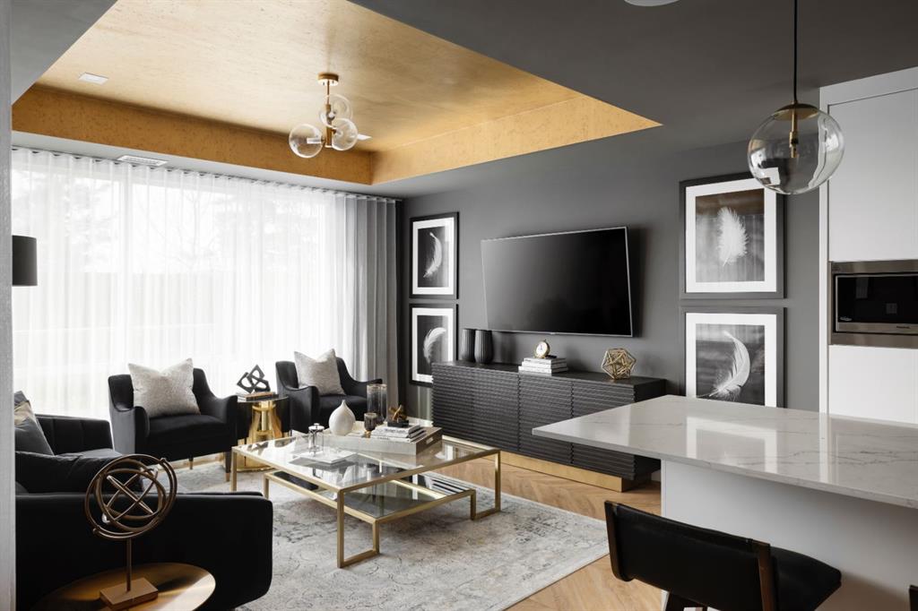 #110 8505 Broadcast Avenue SW, Calgary, Alberta, T3H 4C7