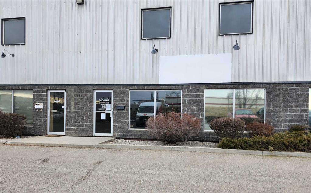 #34 5610 46 Street SE, Calgary, Alberta, T2C 4P9