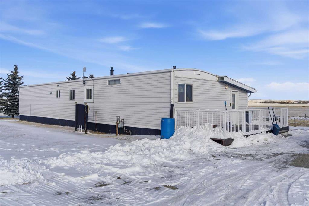 232003 Range Road 242, Rural Wheatland County, Alberta, T1P 0N1