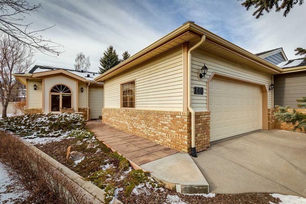 140 Shawnee Rise SW, Calgary, Alberta, T2Y 2S3