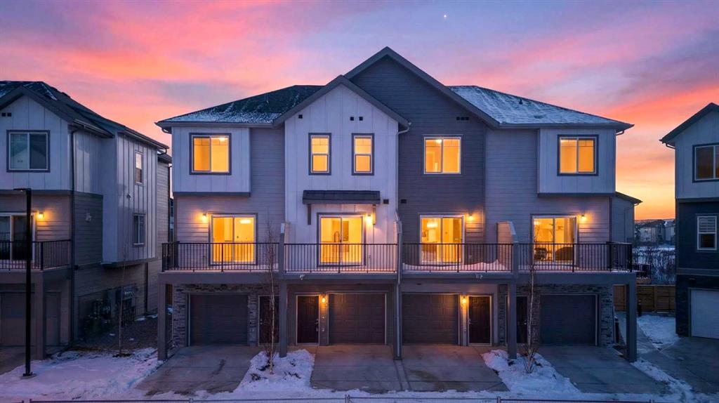 #142 2231 81 Street SW, Calgary, Alberta, T3H 3V8