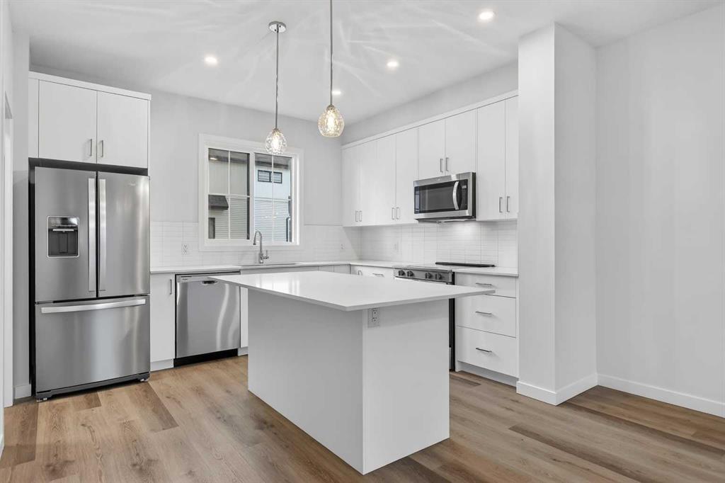 #125 1750 Rangeview Drive SE, Calgary, Alberta, T3S 0X3