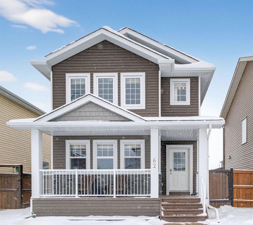 62 Mackenzie Way, Carstairs, Alberta, T0M0N0