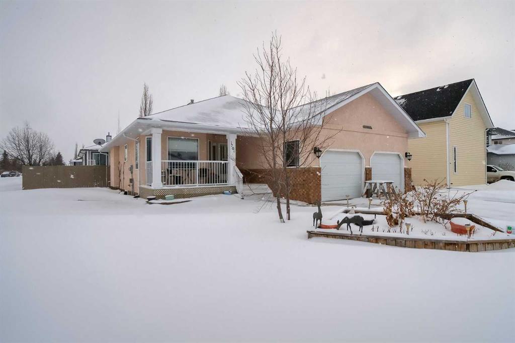 1701 Mossip Avenue, Crossfield, Alberta, T0M 0S0