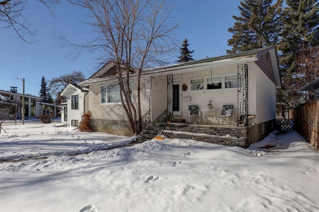 1307 Windsor Street NW, Calgary, Alberta, T2N 3X2