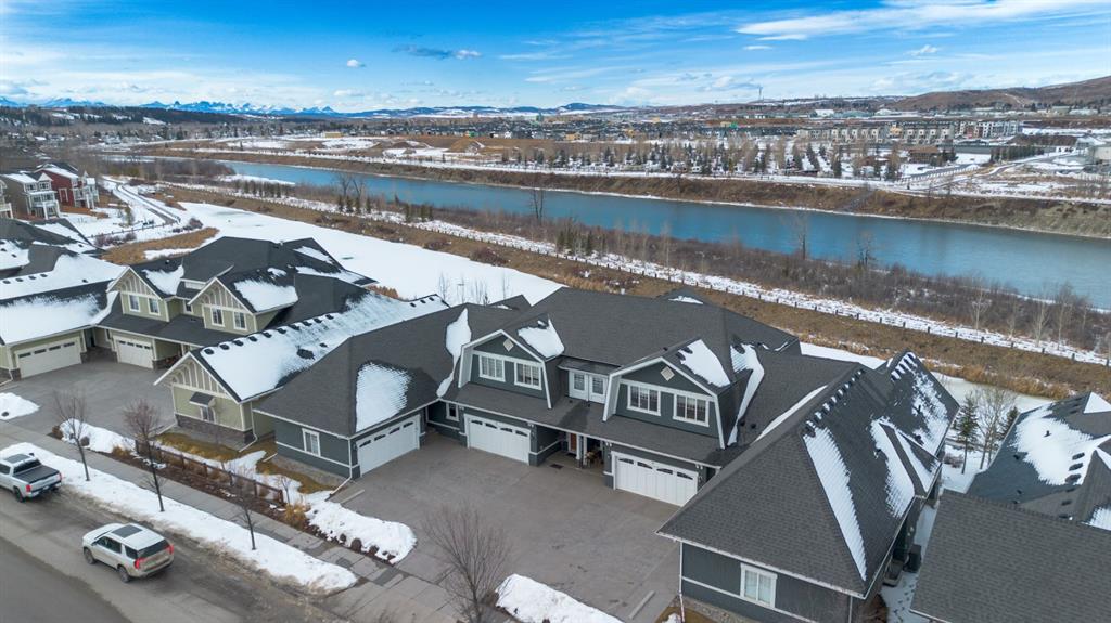 44 Riviera Way, Cochrane, Alberta, T4C 0W9