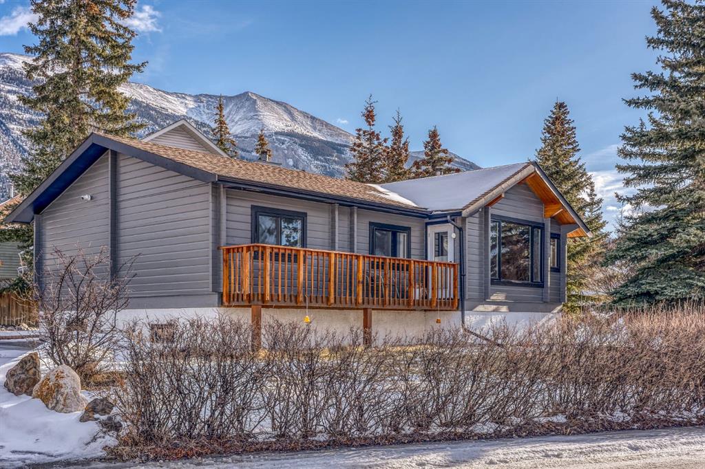 327 Silvertip Close, Canmore, Alberta, T1W 1B6
