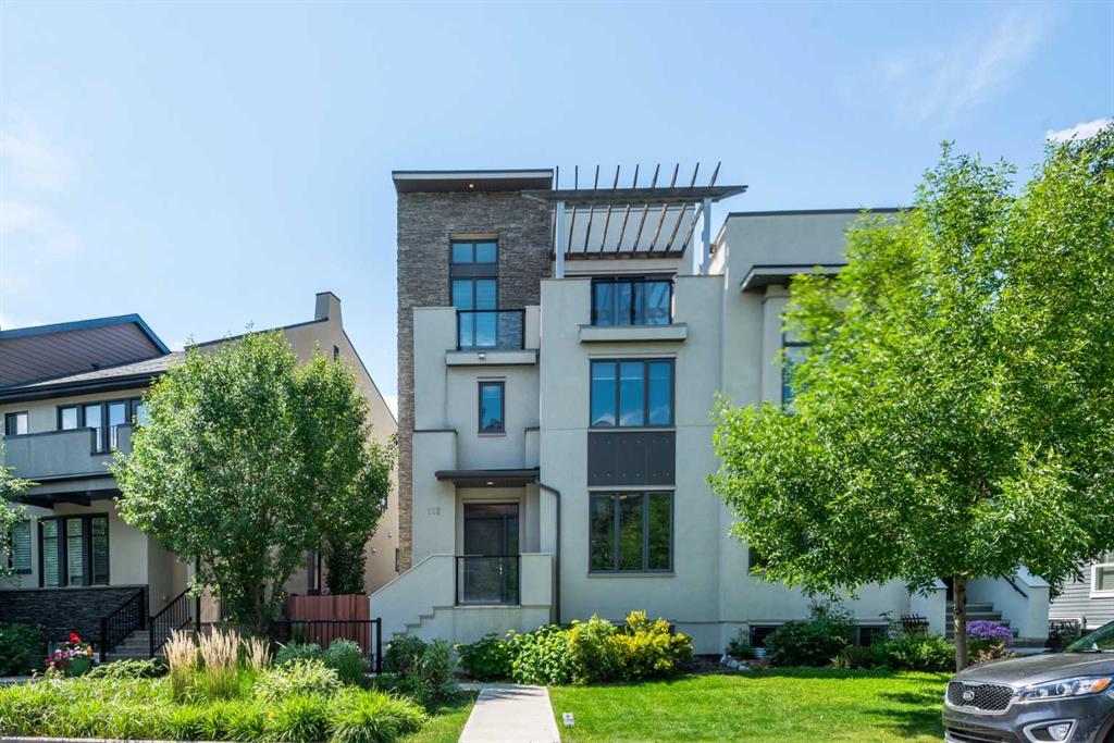 112 Burma Star Road SW, Calgary, Alberta, T3E7Y4