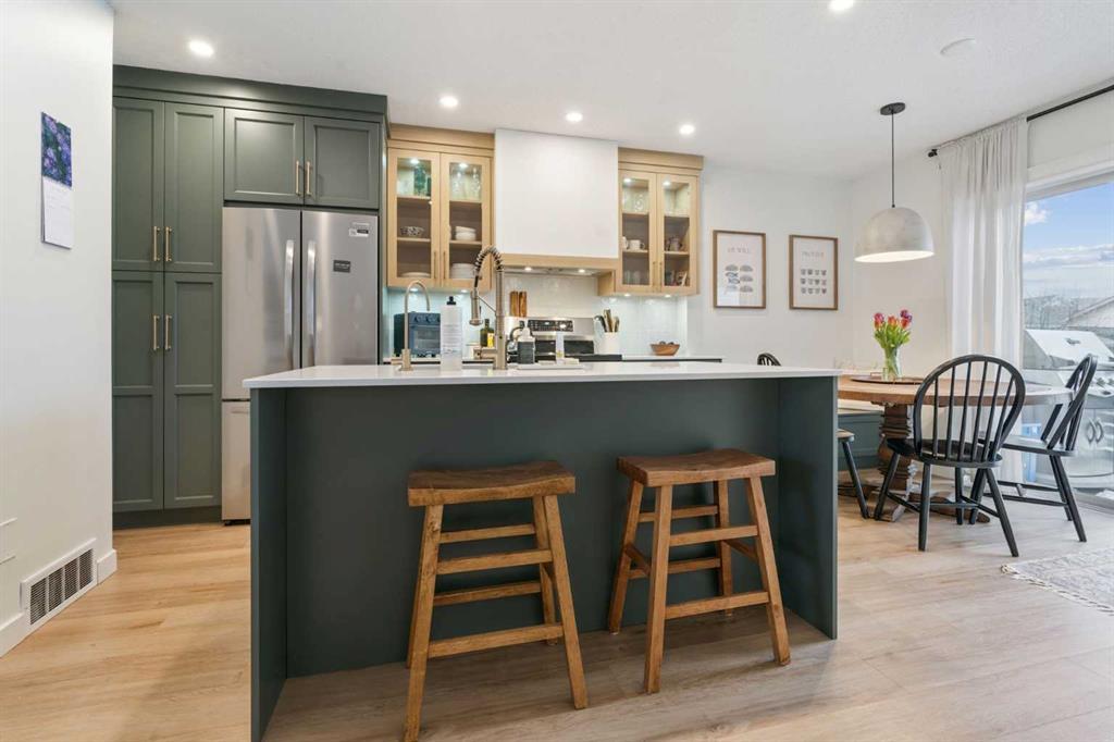 46 Prestwick Rise SE, Calgary, Alberta, T2Z 4A6