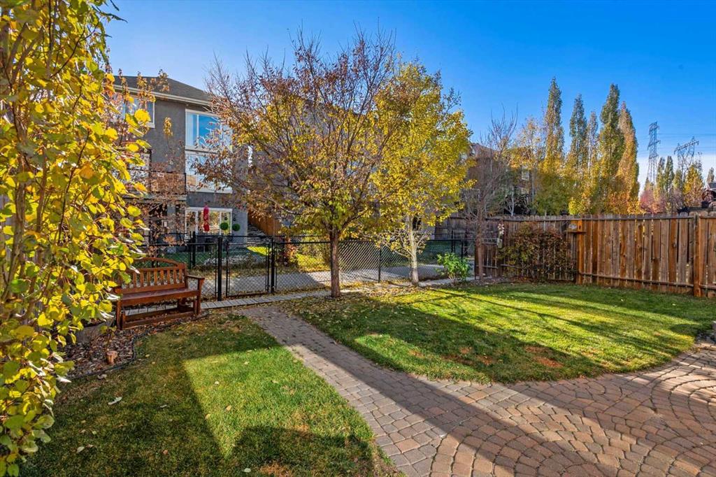 25 Tuscany Summit Terrace NW, Calgary, Alberta, T3L 0B9