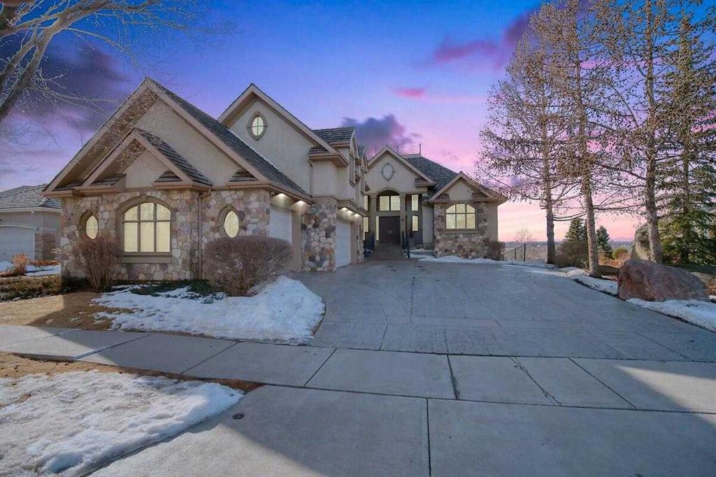 8 Mt Douglas Point SE, Calgary, Alberta, T2Z 3J6