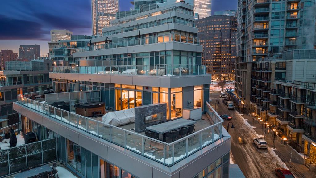 #503 138 Waterfront Court SW, Calgary, Alberta, T2P 1L1