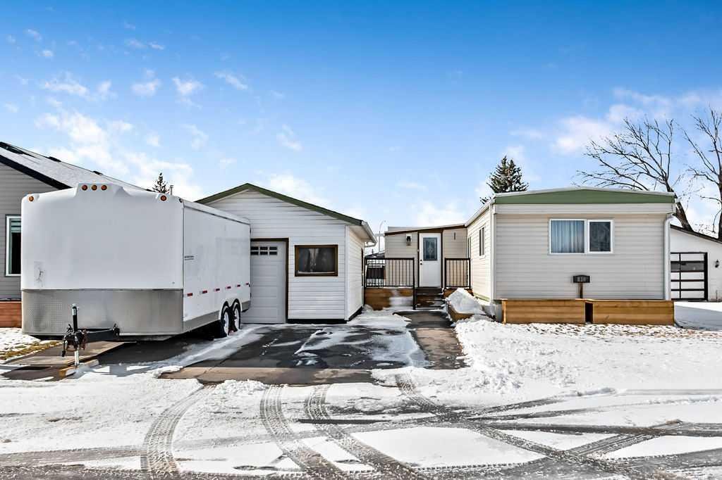 830 Bay Road, Strathmore, Alberta, T1P 1E3