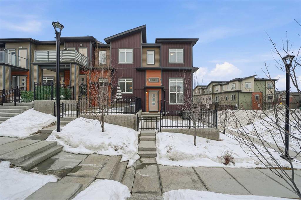 43 Sage Bluff Circle NW, Calgary, Alberta, T3R 1T5