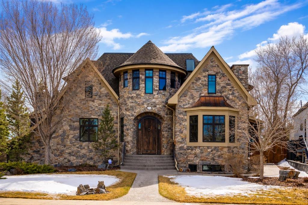 623 Madison Avenue SW, Calgary, Alberta, T2S 1J9