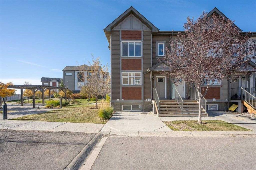 203 Copperstone Park SE, Calgary, Alberta, T2Z 5E4