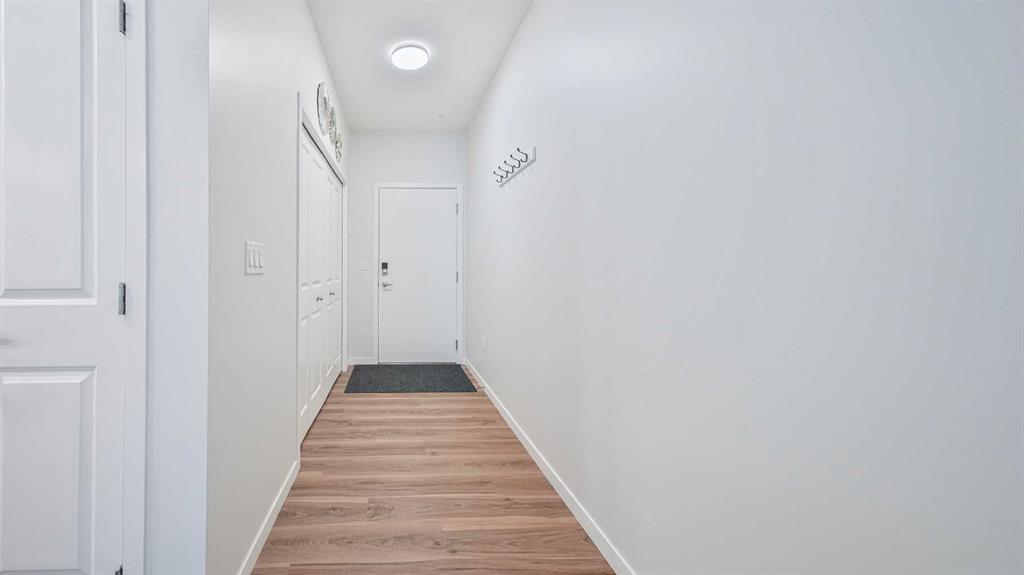 #2209 33 Carringham Gate NW, Calgary, Alberta, T3P 2H6