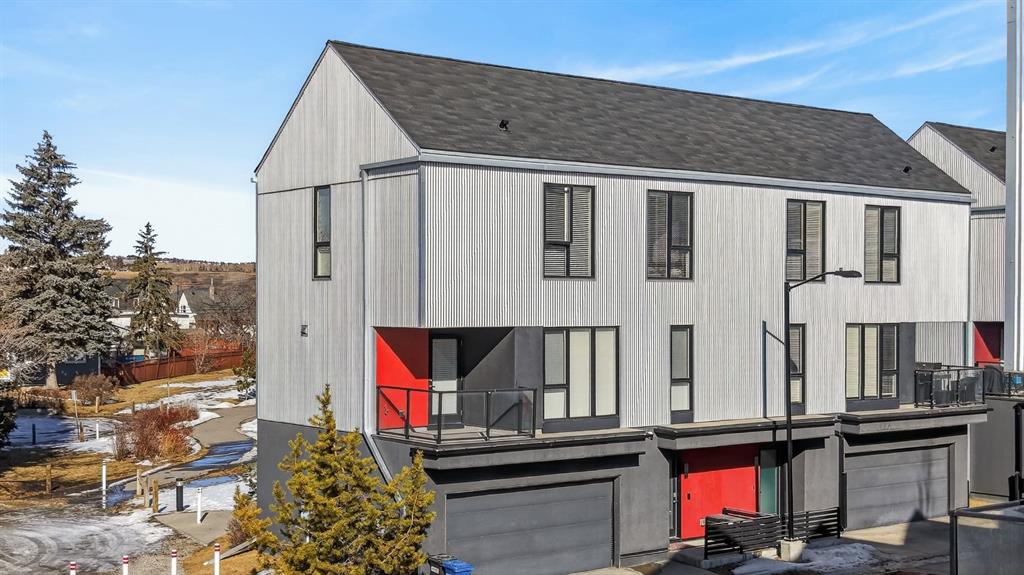 403 Bow Grove NW, Calgary, Alberta, T3B 6E8