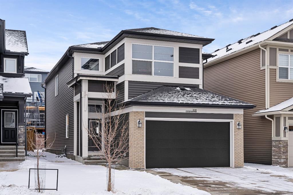 308 Lucas Way NW, Calgary, Alberta, T3P 0R5