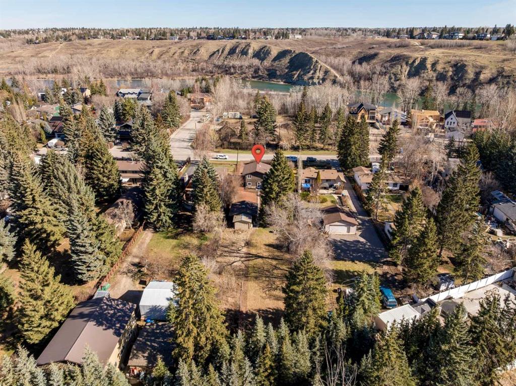 7223 Bow Crescent NW, Calgary, Alberta, T3B 2C9