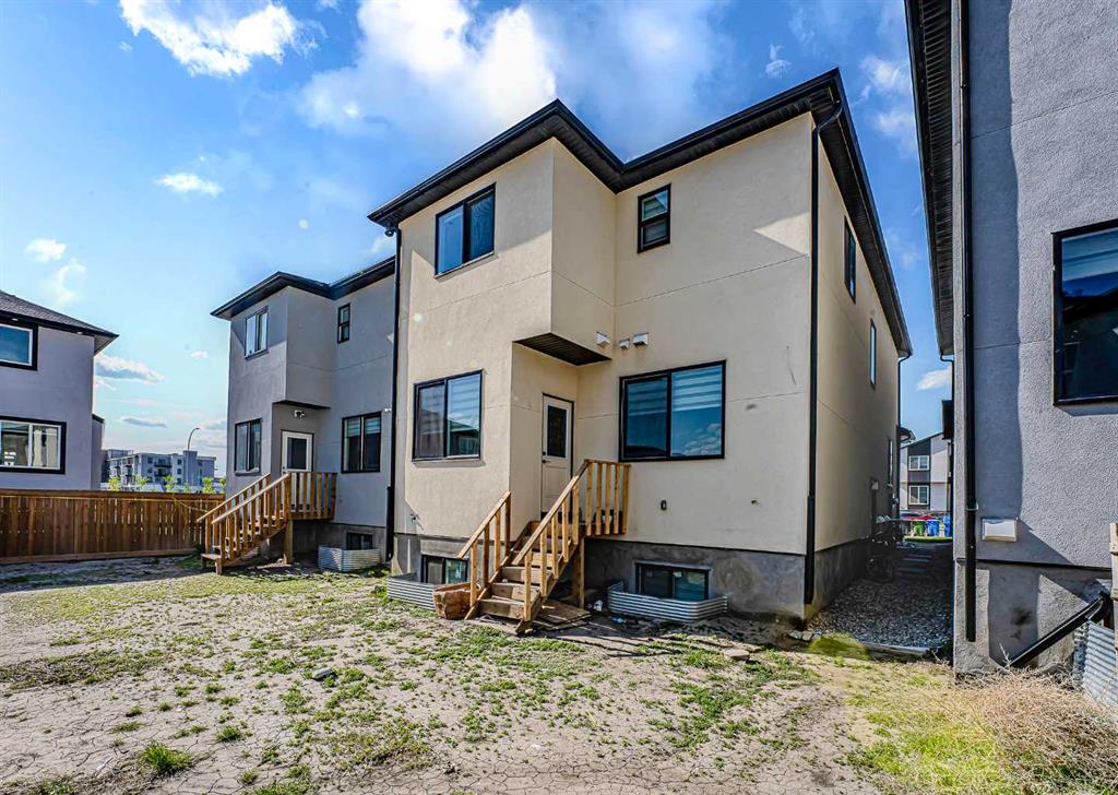 4831 87 Avenue NE, Calgary, Alberta, T3J 2J5