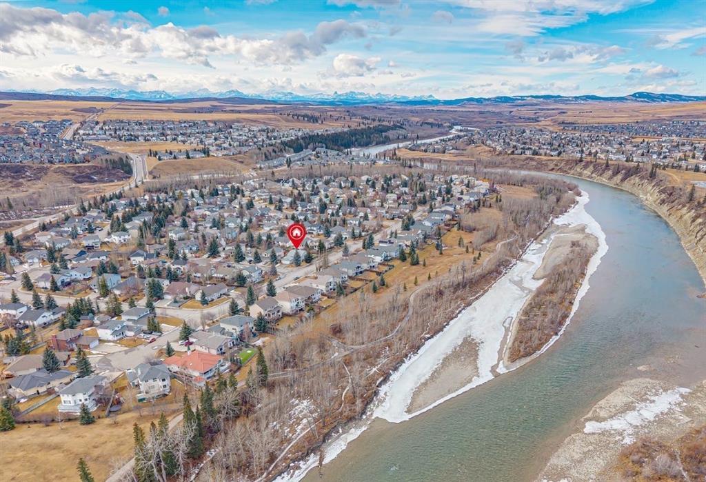 2 Bow Place, Cochrane, Alberta, T4C 1M9