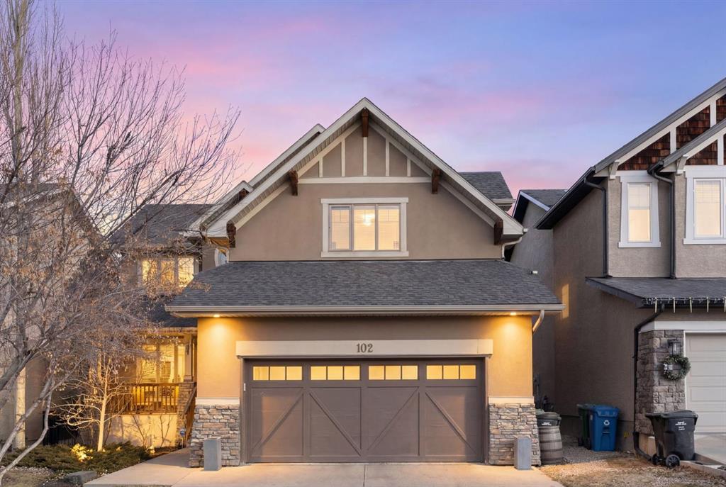 102 Discovery Ridge Way SW, Calgary, Alberta, T3H 5G4