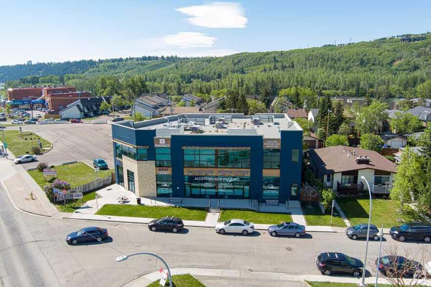 #240 4525 Monterey Avenue NW, Calgary, Alberta, T3B 0L4