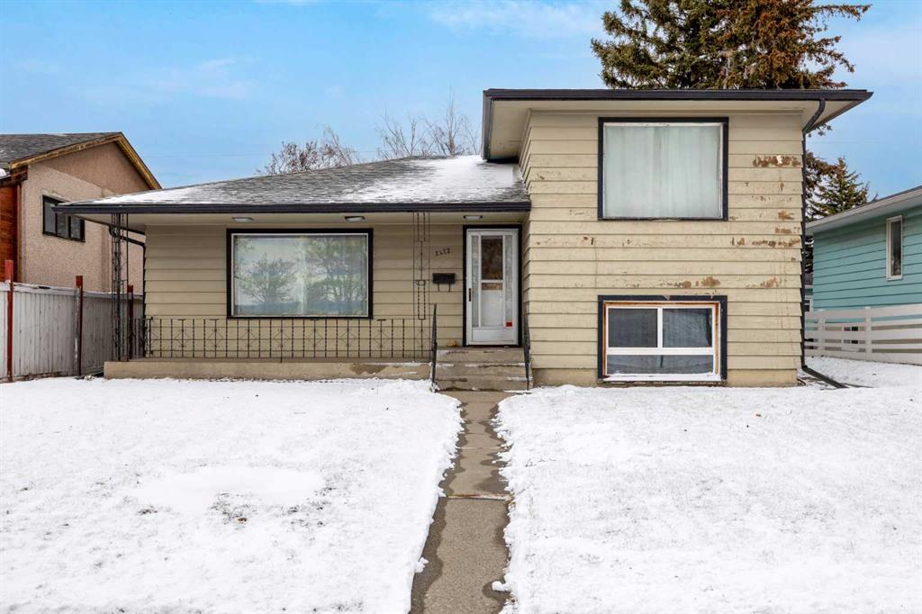 2472 Capitol Hill Crescent NW, Calgary, Alberta, T2M 2A2