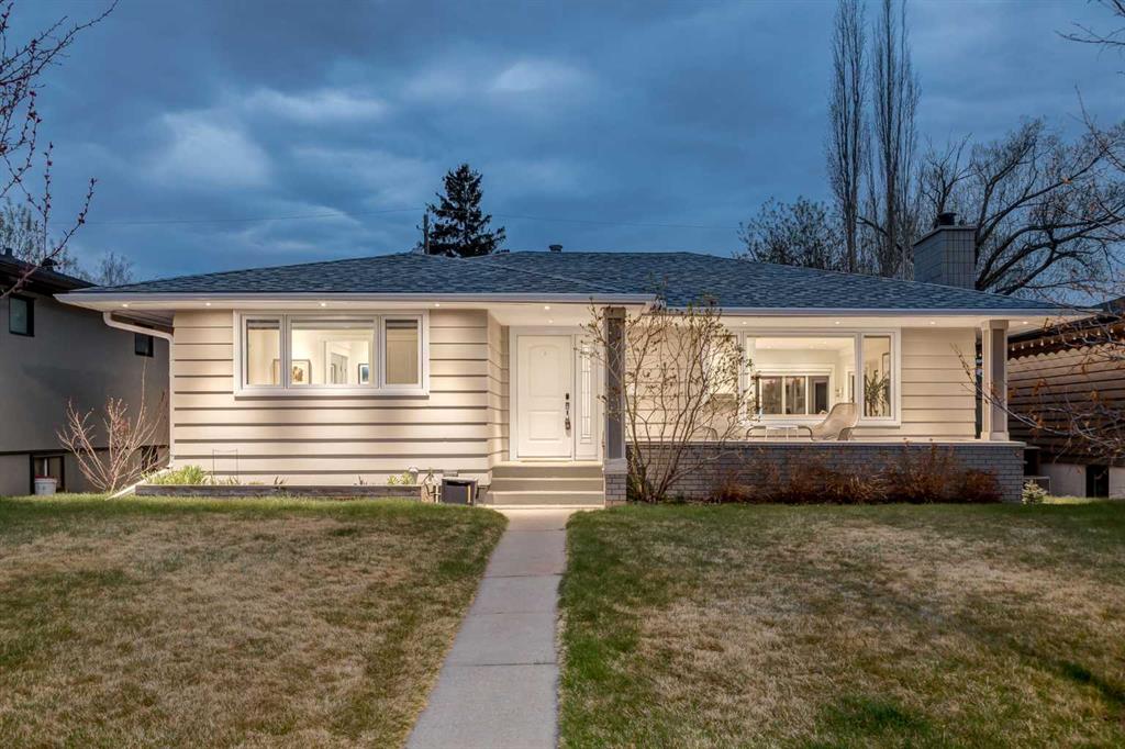 3207 24A Street SW, Calgary, Alberta, T3E 1W6