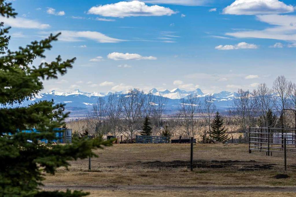 30076 Springbank Road, Rural Rocky View County, Alberta, T3Z 3M2