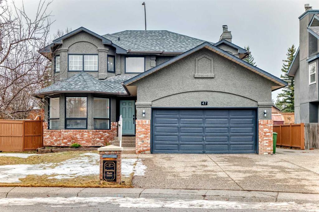 47 Canterbury Court SW, Calgary, Alberta, T2W 6C2
