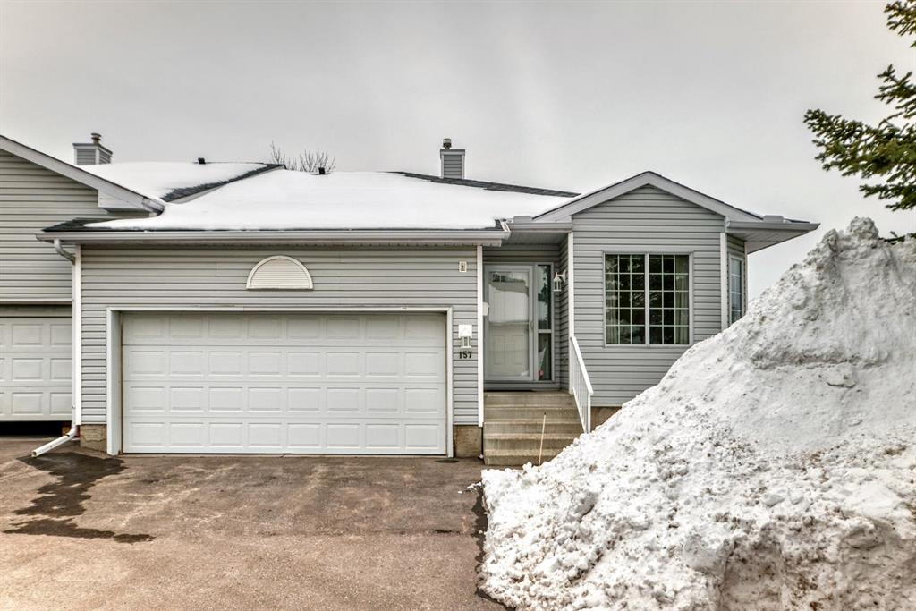 157 Hawkstone Manor NW, Calgary, Alberta, T3G 3X2